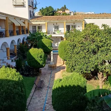 Casa Calma Carihuela * トレモリノス